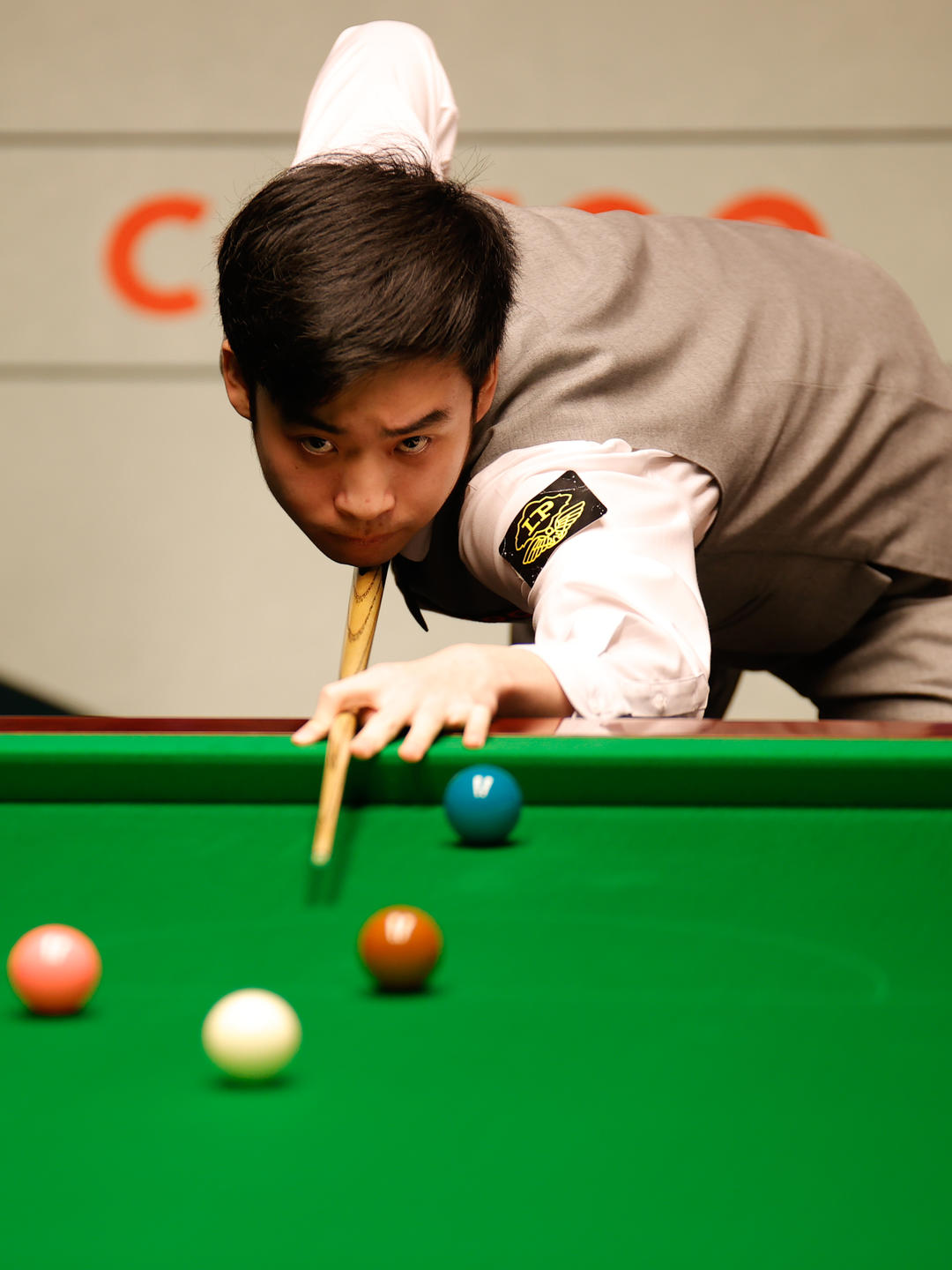 繁地拿到冠 繁地拿到冠